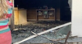 Homem suspeito de ordenar incêndio em clínica de estética é preso pela Interpol
